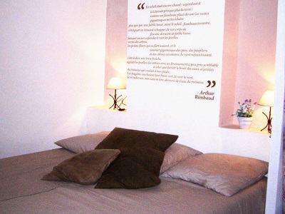 Chambre avec lit en 180